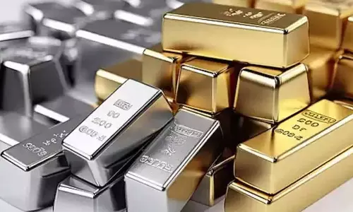 காலையில் உயர்ந்து மாலையில் குறைந்த தங்கம், வெள்ளி விலை