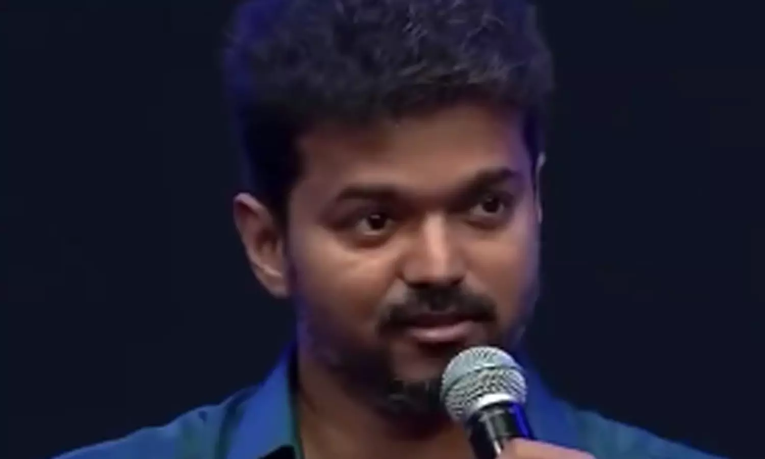 தர்மம், நியாயம் தான் ஜெயிக்கும் - ஆனால் கொஞ்சம் லேட்டாகும் - சர்கார் விழாவில் விஜய் பேசியது வைரல்