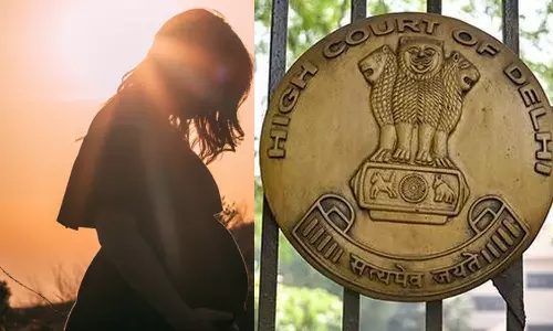 கருக்கலைப்பு செய்யவிடமால் தடுப்பது பெண்ணின்  உடல் மீதான உரிமையைப் பறிப்பதாகும்- உயர்நீதிமன்றம்