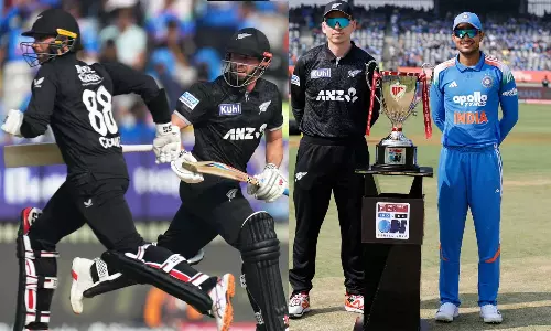 முதல் ஒருநாள் போட்டி: நியூசிலாந்து தொடக்க ஜோடி அரைசதம்