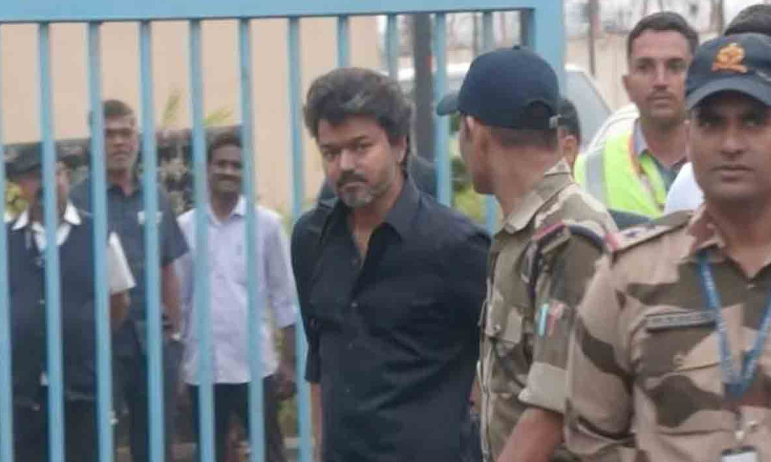 விஜயிடம் நாளையும் தொடரும் சிபிஐ விசாரணை