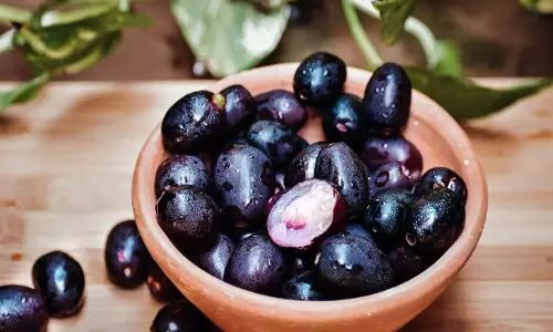 நீரிழிவு நோயாளிகள் ஏன் நாவல் பழம் சாப்பிட வேண்டும்?