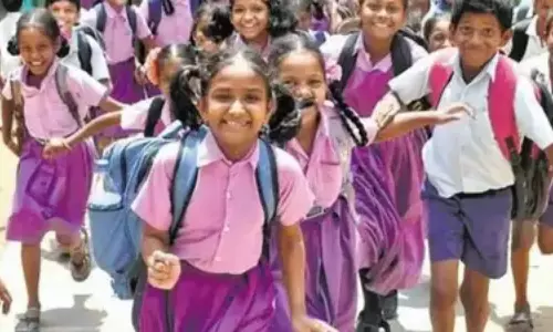 போகிக்கும் விடுமுறை... பொங்கலை ஒட்டி மாணவர்களுக்கு குட் நியூஸ் சொன்ன பள்ளிக் கல்வித்துறை!