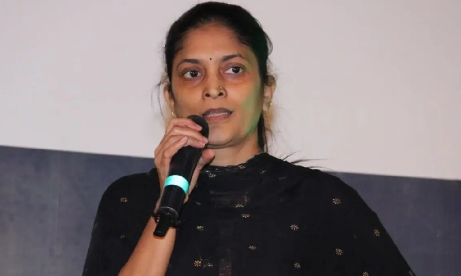 'ரவுடித்தனம், குண்டர் கலாச்சாரம்' - தனிநபர் தாக்குதல்களை தொடுக்கும் விஜய் ரசிகர்களை கடுமையாக விமர்சித்த சுதா கொங்கரா!