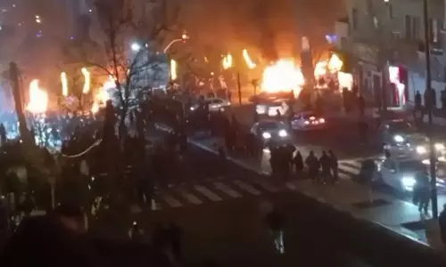 ஈரானை விட்டு உடனடியாக வெளியேறுங்கள்..!- இந்தியர்களுக்கு தூதரகம் அறிவுறுத்தல்