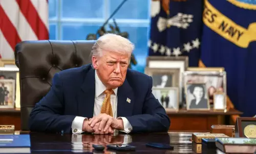 பாகிஸ்தான், ரஷ்யா உள்ளிட்ட 75 நாடுகளுக்கு குடிவரவு விசா நிறுத்தம் - அமெரிக்கா அதிரடி!