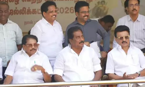 அலங்காநல்லூர் ஜல்லிக்கட்டு போட்டியை கண்டு ரசித்த முதலமைச்சர் மு.க.ஸ்டாலின்