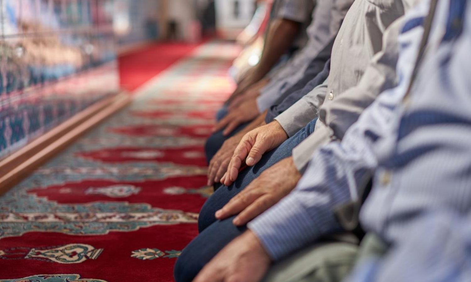 காலி வீட்டில் அனுமதியின்றி தொழுகை நடத்தியதாக 12 பேரை கைது செய்த உ.பி. காவல்துறை