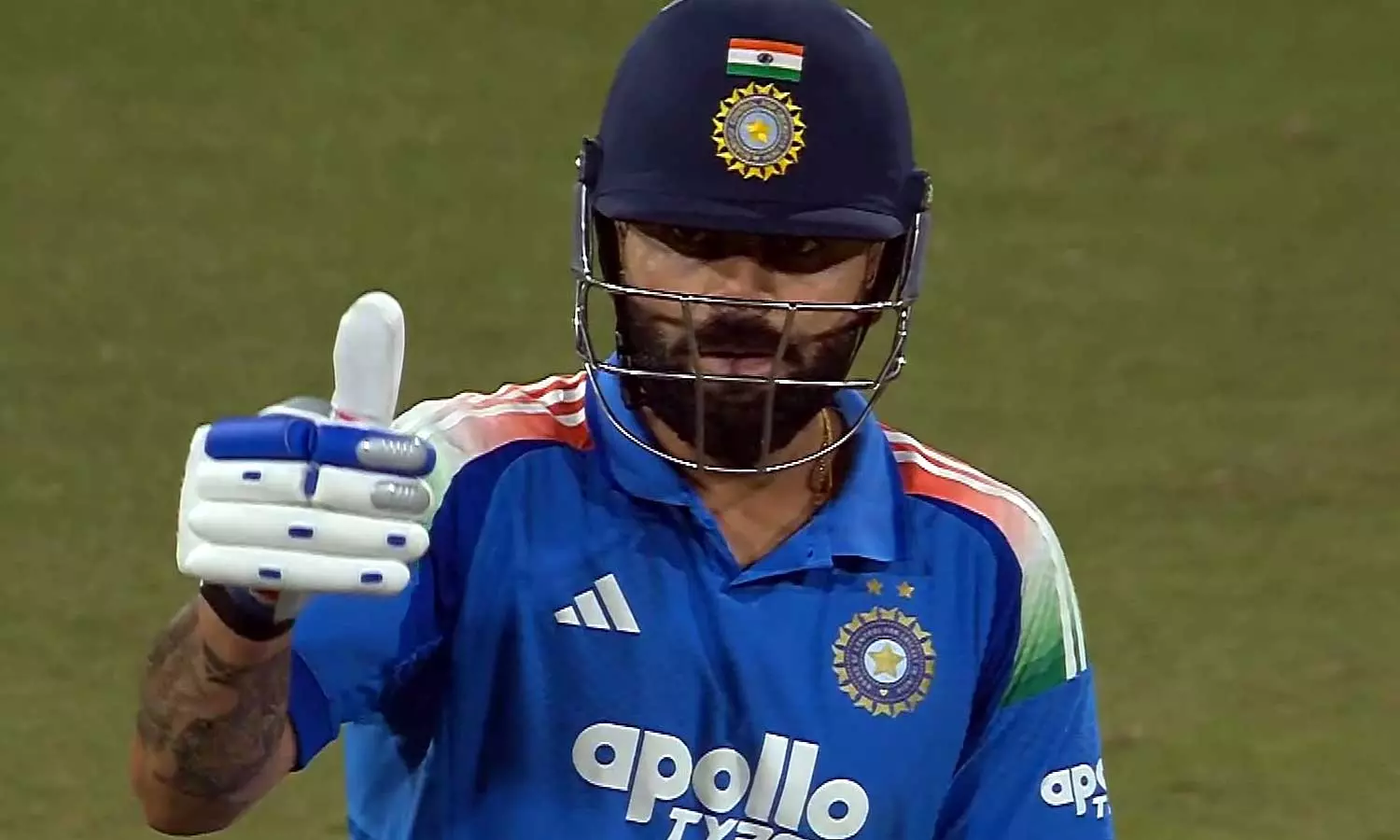 நியூசிலாந்துக்கு-எதிரான-3-வது-ஒருநாள்-போட்டியில்-சதம்-விளாசினார்-விராட்-கோலி