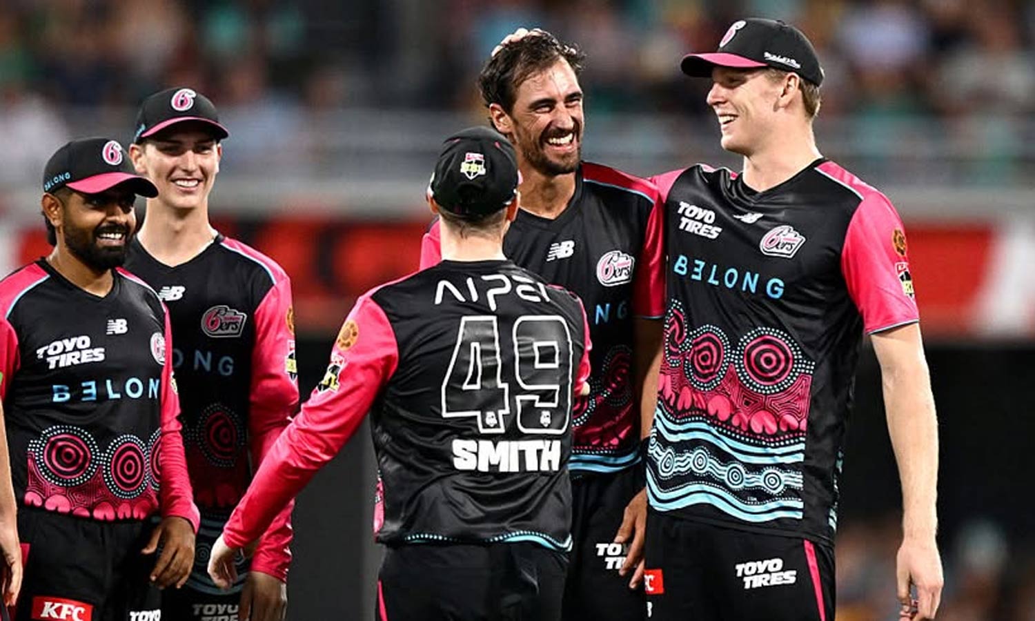 பிக்பாஷ் லீக்: சாம் கர்ரன் அசத்தல் ஆட்டம்- குவாலிபயருக்கு தகுதிபெற்ற சிட்னி சிக்சர்ஸ்