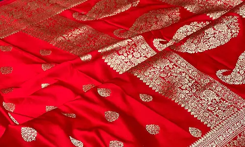 அசல் பனாரஸ் பட்டுச் சேலையை அறிவது எப்படி?