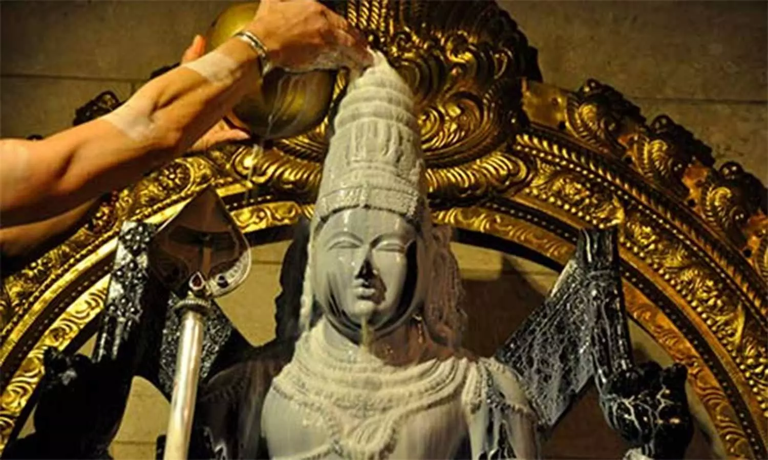 Indraya Panchangam மற்றும் முக்கிய நிகழ்வுகள்- 20 ஜனவரி 2026: முருகன் கோவில்களில் பால் அபிஷேகம்