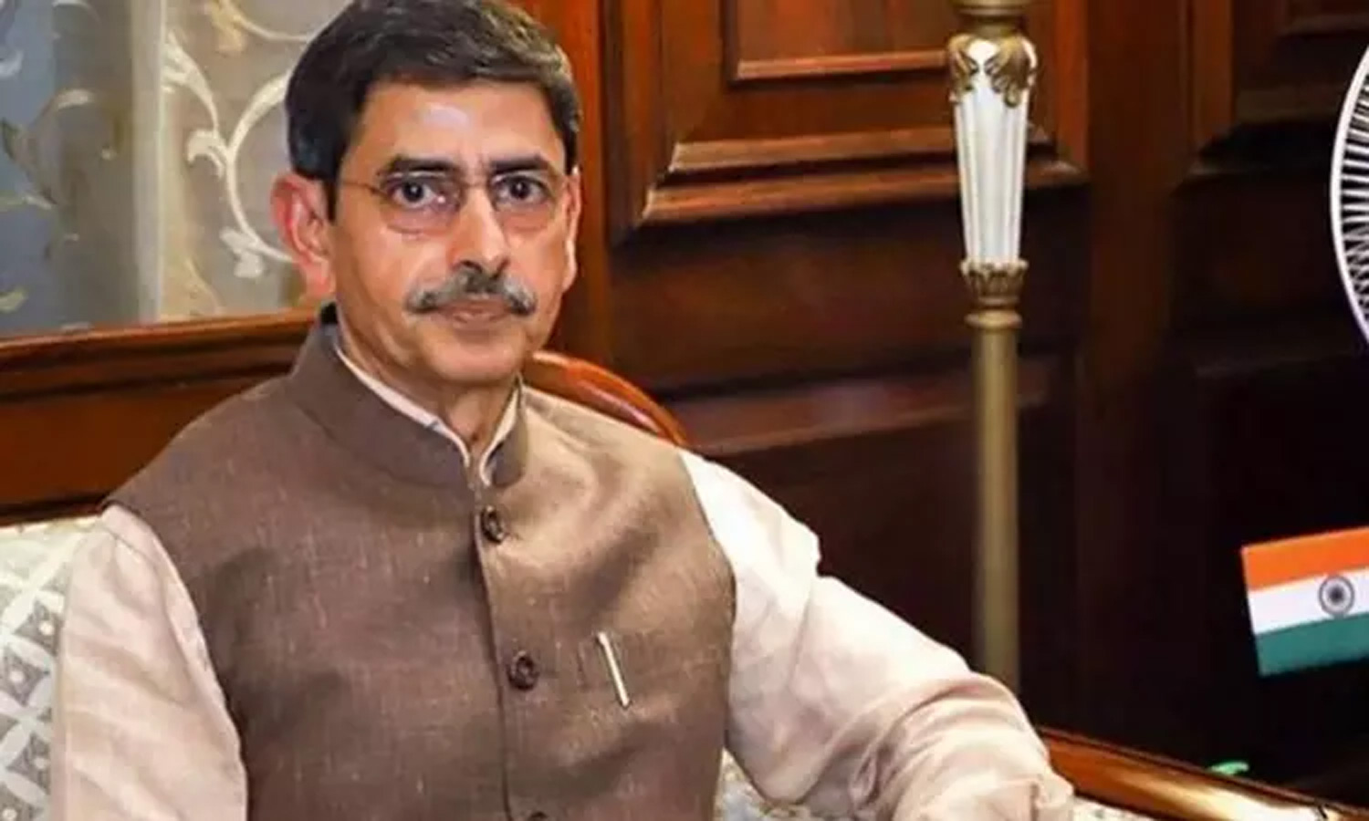 வெளிநடப்பு செய்தது ஏன்? - தமிழக அரசின் மீது 13 குற்றச்சாட்டுகளை சுமத்தி ஆளுநர் விளக்கம்