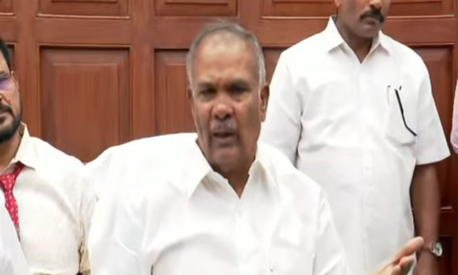 வரும் 24-ந்தேதி வரை சட்டசபை கூட்டத்தொடர் நடைபெறும்- சபாநாயகர்