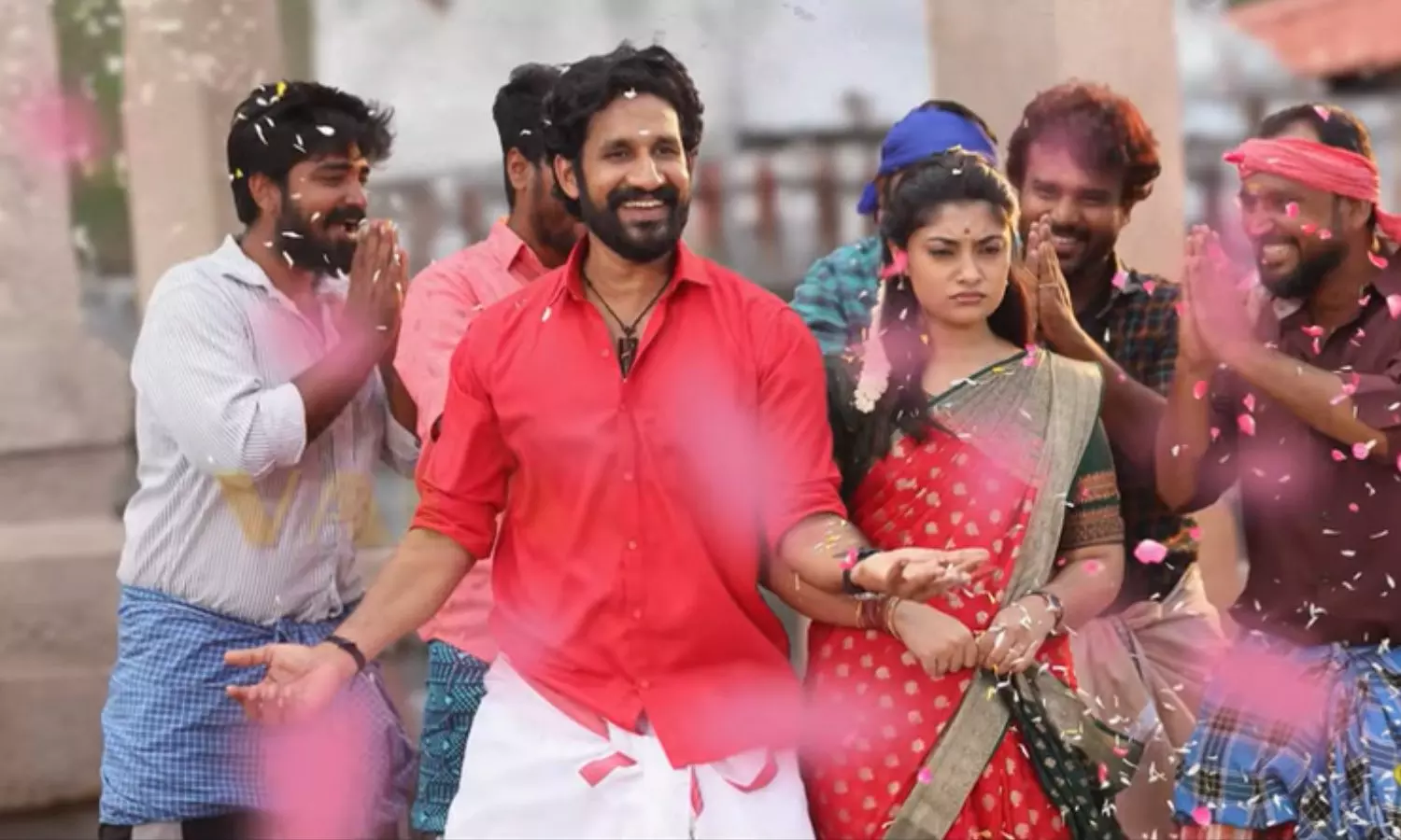 ஜாக்கி படத்தின் தென்னாட்டு சிரிக்கி பாடல் வெளியானது!