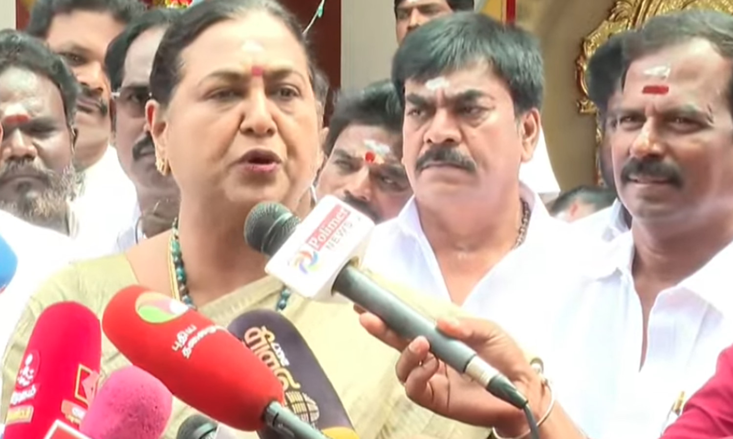 தி.மு.க. அரசு, காவல்துறையை பாராட்டி பேசிய பிரேமலதா - கூட்டணிக்கு அச்சாரமா?