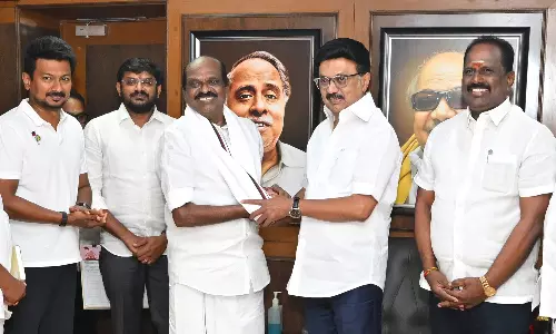 முதலமைச்சர் மு.க.ஸ்டாலின் முன்னிலையில் தி.மு.க.வில் இணைந்தார் வைத்திலிங்கம்