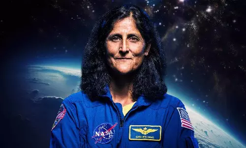 விண்வெளி வீராங்கனை சுனிதா வில்லியம்ஸ் ஓய்வு பெறுவதாக அறிவிப்பு