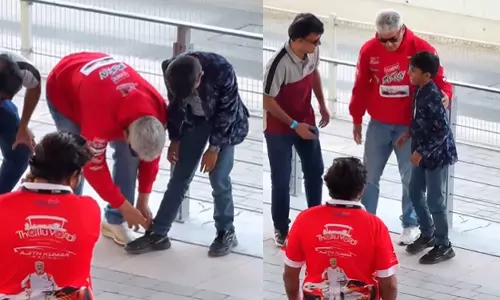 ரேஸ் களத்தில் நெகிழ்ச்சி..! குட்டி ரசிகருக்கு ஷூ லேஸ் கட்டிவிட்ட அஜித் - வைரலாகும் க்யூட் வீடியோ