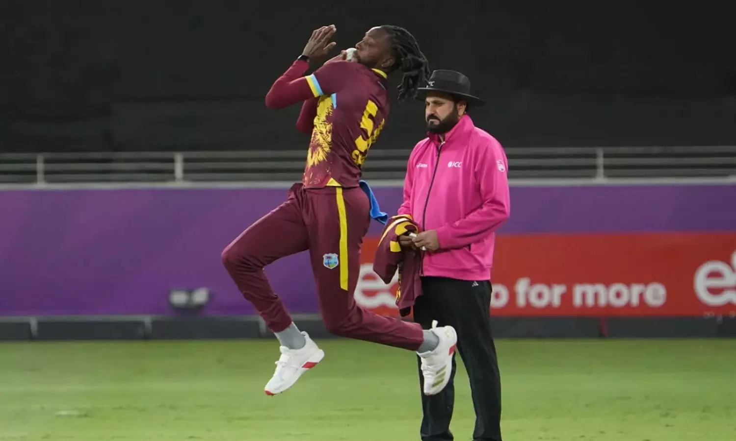 3வது-டி20-போட்டி:-ஆப்கானிஸ்தானுக்கு-எதிராக-வெஸ்ட்-இண்டீஸ்-ஆறுதல்-வெற்றி