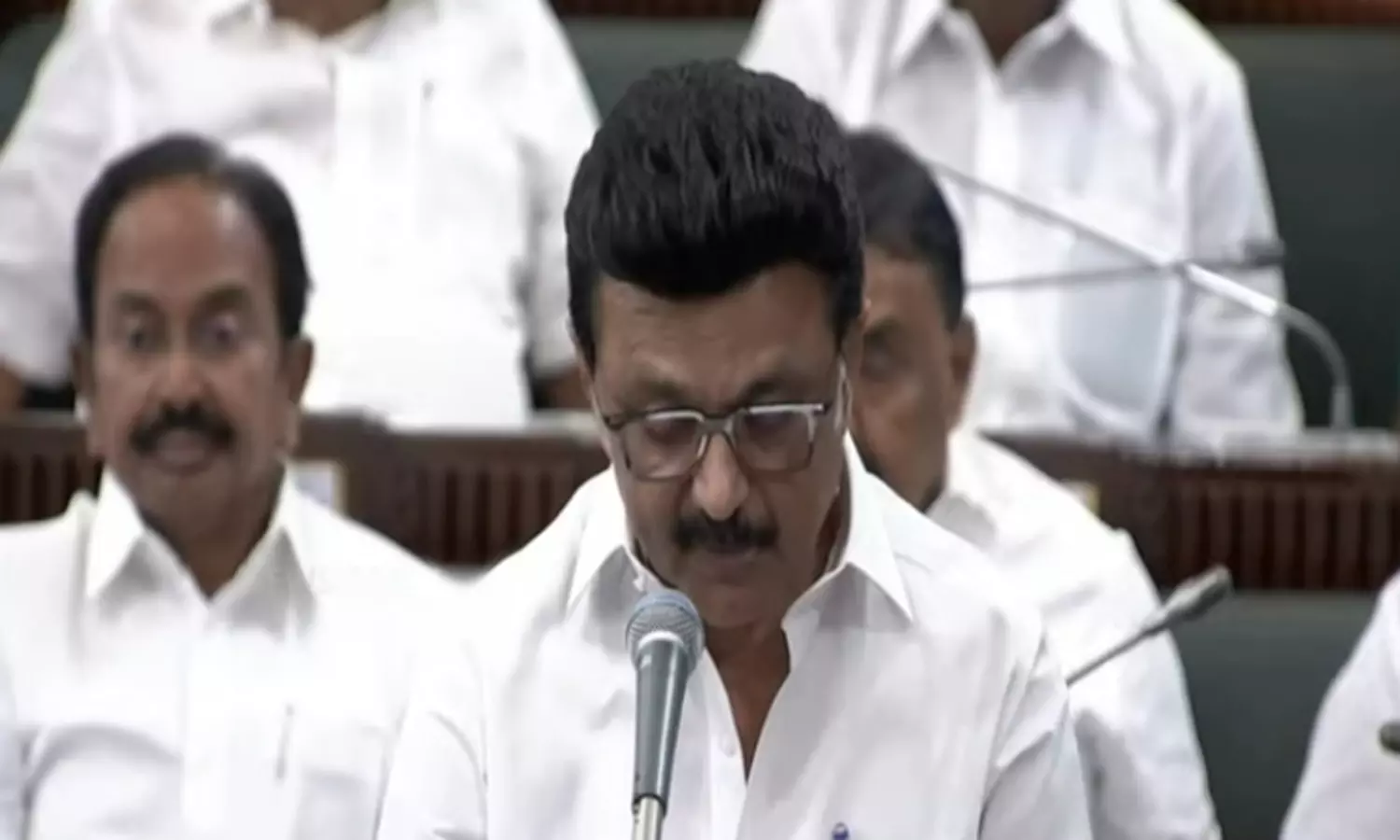 சத்துணவு ஊழியர்கள், தூய்மை பணியாளர்கள் ஓய்வூதியம் உயர்வு- மு.க.ஸ்டாலின் அறிவிப்பு சத்துணவு ஊழியர்கள், தூய்மை பணியாளர்கள் ஓய்வூதியம் உயர்வு- மு.க.ஸ்டாலின் அறிவிப்பு