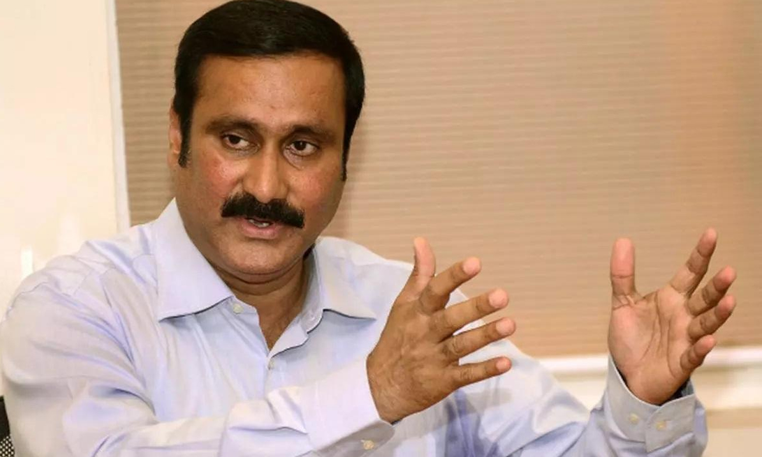 3 காவலர்கள் படுகாயம்: சட்டம்-ஒழுங்கை திமுக அரசு பாதுகாக்கும் லட்சணம் இதுதானா?- அன்புமணி