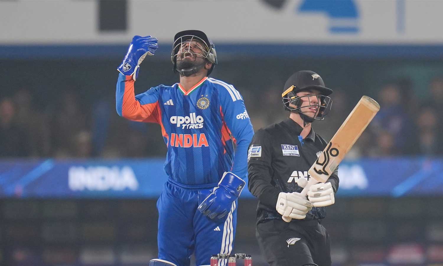 3வது டி20 போட்டி: இந்தியாவுக்கு 154 ரன்கள் இலக்கு நிர்ணயித்த நியூசிலாந்து