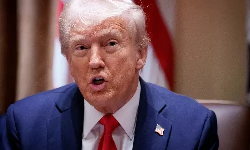 சீனாவுடன் உறவு வைத்துக் கொண்டால் கனடாவுக்கு 100 சதவீத வரி விதிப்பேன்- ட்ரம்ப் மிரட்டல்