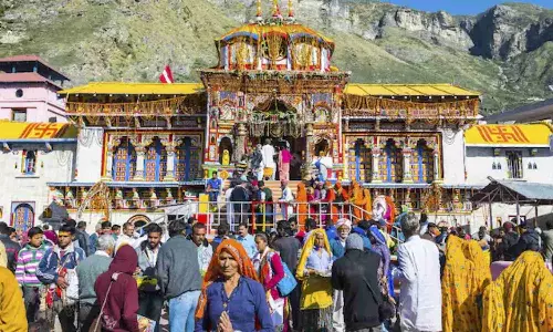 பத்ரிநாத்-கேதார்நாத் ஆலயங்களில் இந்துக்கள் அல்லாதோர் நுழைய தடை!