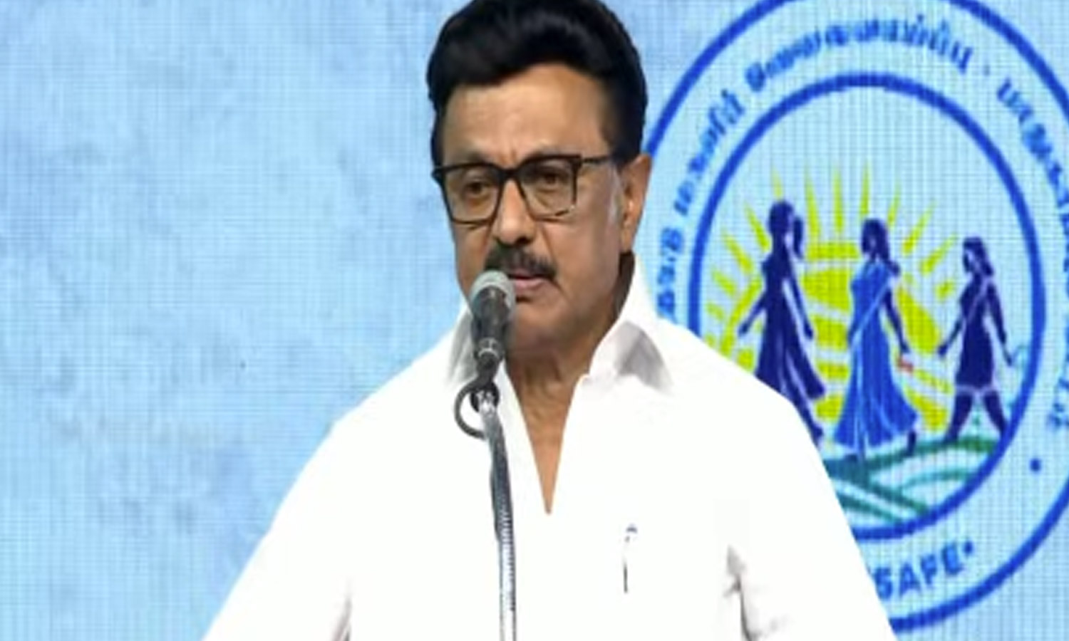 பெண்கள் சமூகத்தின் முதுகெலும்பு- முதலமைச்சர் மு.க.ஸ்டாலின்