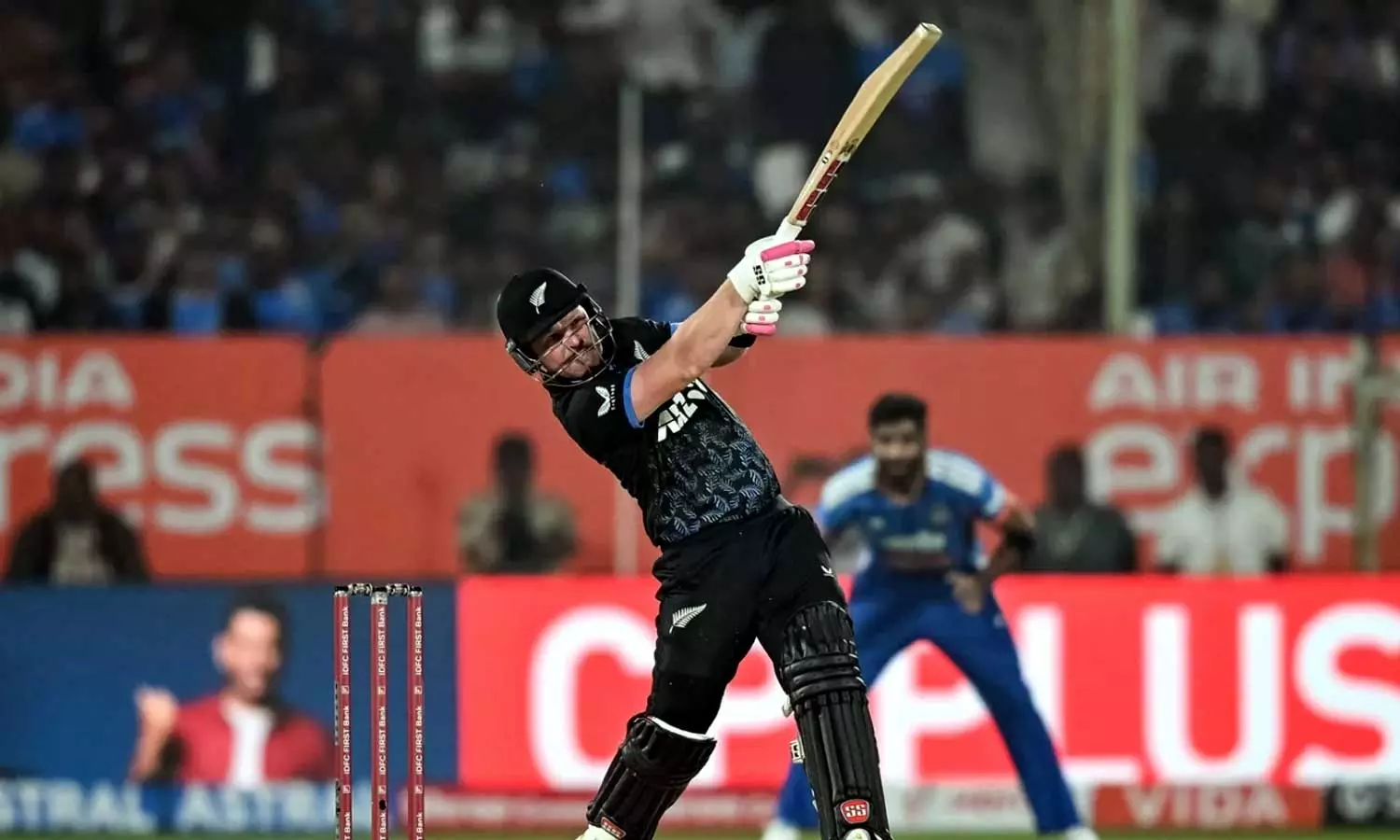 தெறிக்கவிட்ட-தொடக்க-ஜோடி:-இந்தியாவுக்கு-216-ரன்கள்-இலக்கு-நிர்ணயித்தது-நியூசிலாந்து