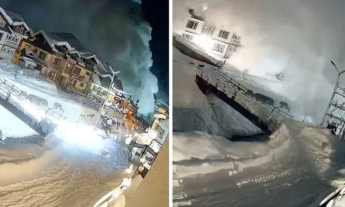 ஜம்மு காஷ்மீரின் சோனாமார்க் சுற்றுலாத் தலத்தில் திடீர் பனிச்சரிவு - அதிர்ச்சி வீடியோ