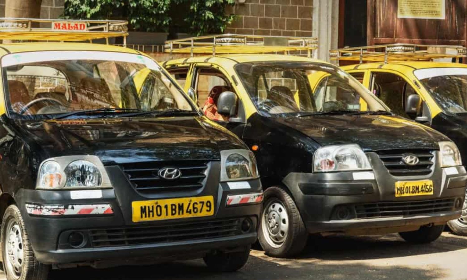 மும்பையில் வெளிநாட்டு பெண்ணிடம் 400 மீட்டர் தூரத்திற்கு ரூ.18,000 வசூலித்த டாக்சி ஓட்டுநர் கைது