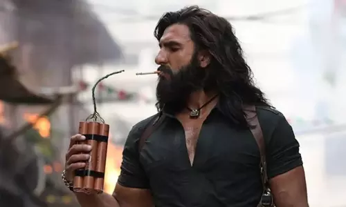 ரூ.1350 கோடி வசூலித்து அசுர வெற்றி பெற்ற துரந்தர் இன்று முதல் ஓடிடியில்!..