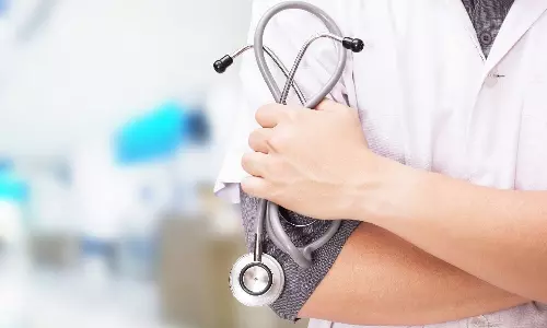 அலுவல் கூட்டம், வருகைப் பதிவேடு, வகுப்பு புறக்கணிப்பு - அரசு டாக்டர்கள் போராட்டம் தீவிரம்