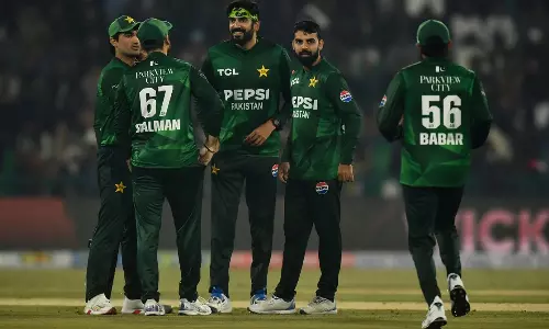 2வது போட்டியிலும் வெற்றி: ஆஸ்திரேலியாவுக்கு எதிரான டி20 தொடரை கைப்பற்றியது பாகிஸ்தான்