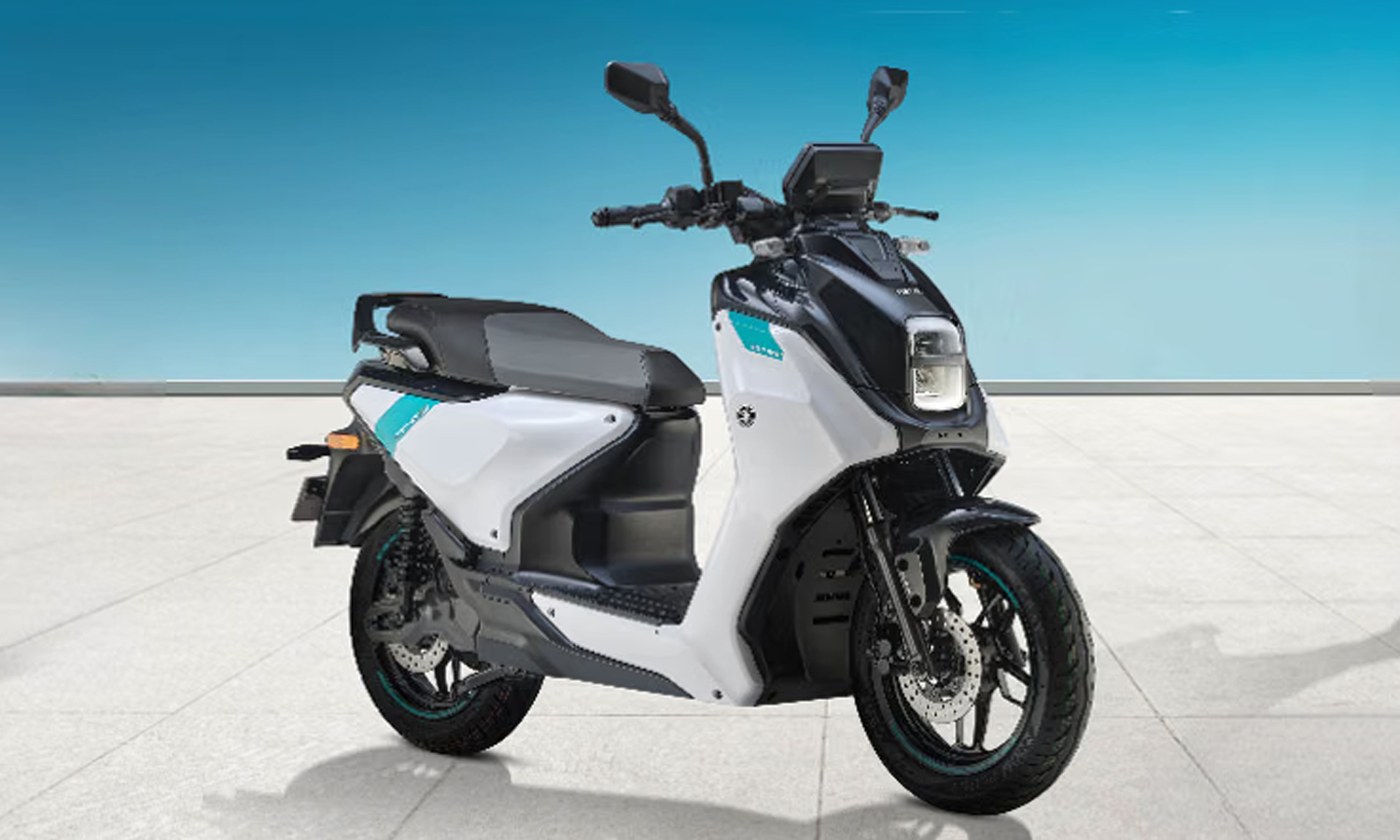 இந்தியாவில் அறிமுகமானது யமஹாவின் EC-06 எலெக்ட்ரிக் ஸ்கூட்டர்