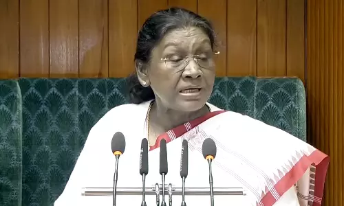 குடியரசுத் தலைவர் உரைக்கு நன்றி தெரிவிக்கும் தீர்மானம்... மக்களவையில் இன்று விவாதம்!