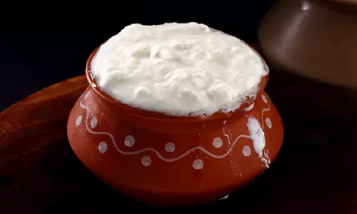 தயிர் சாப்பிடுவதால் கொலஸ்ட்ரால் அளவு குறையுமா?