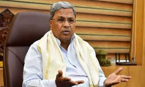 நான் பலவீனமான முதல்வர் அல்ல: என்னுடைய அரசு உணர்வுப்பூர்வமானது- சித்தராமையா