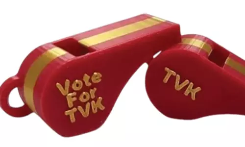 ஆன்லைனில் சூடுபிடிக்கும் விசில் வியாபாரம் - ரூ.150 முதல் ரூ.380 வரை விற்பனை