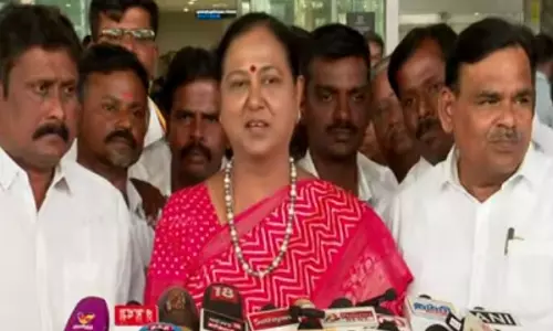 மற்றவர்கள் பேசினால் கூட்டணி பேச்சுவார்த்தை, ஆனால் தே.மு.தி.க. பேசினால்... - பிரேமலதா