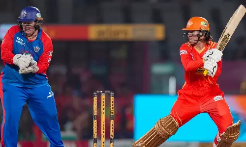 WPL Eliminator 2026: 169 ரன்கள் இலக்கு நிர்ணயித்த குஜராத்... இலக்கை எட்டி இறுதிப்போட்டிக்கு தகுதிப்பெறுமா டெல்லி?