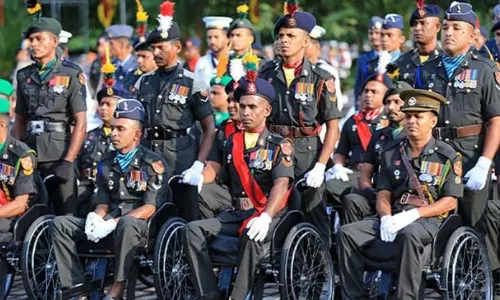 மாற்றுத்திறனாளி ராணுவ வீரர்களின் ஓய்வூதிய வரி விலக்கு ரத்து: மத்திய அரசு முடிவுக்கு வலுக்கும் எதிர்ப்பு