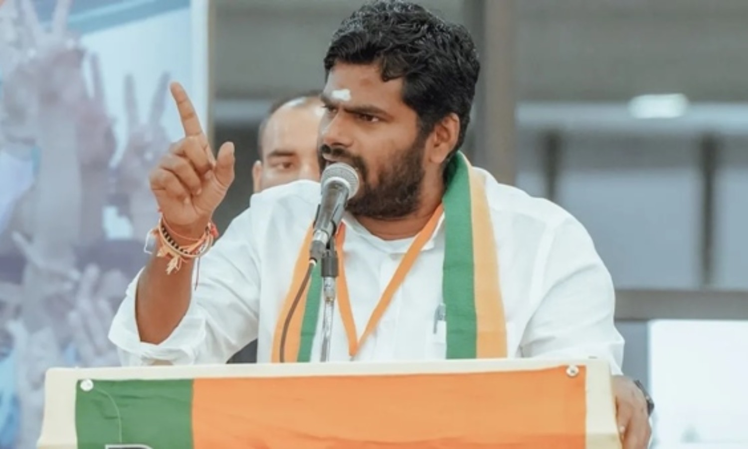 'விஜய்யையும் விமர்சிப்பேன்.. தவெகவில் உள்ள அல்லு சில்லுகளுக்கும் கடுமையாக பதிலடி தருவேன்' - அண்ணாமலை