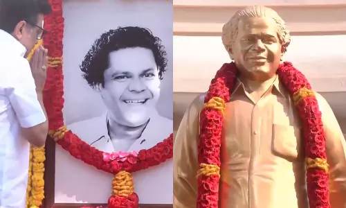 கலைவாணர் என்.எஸ்.கிருஷ்ணன் சிலையை திறந்து வைத்தார் முதலமைச்சர் மு.க.ஸ்டாலின்