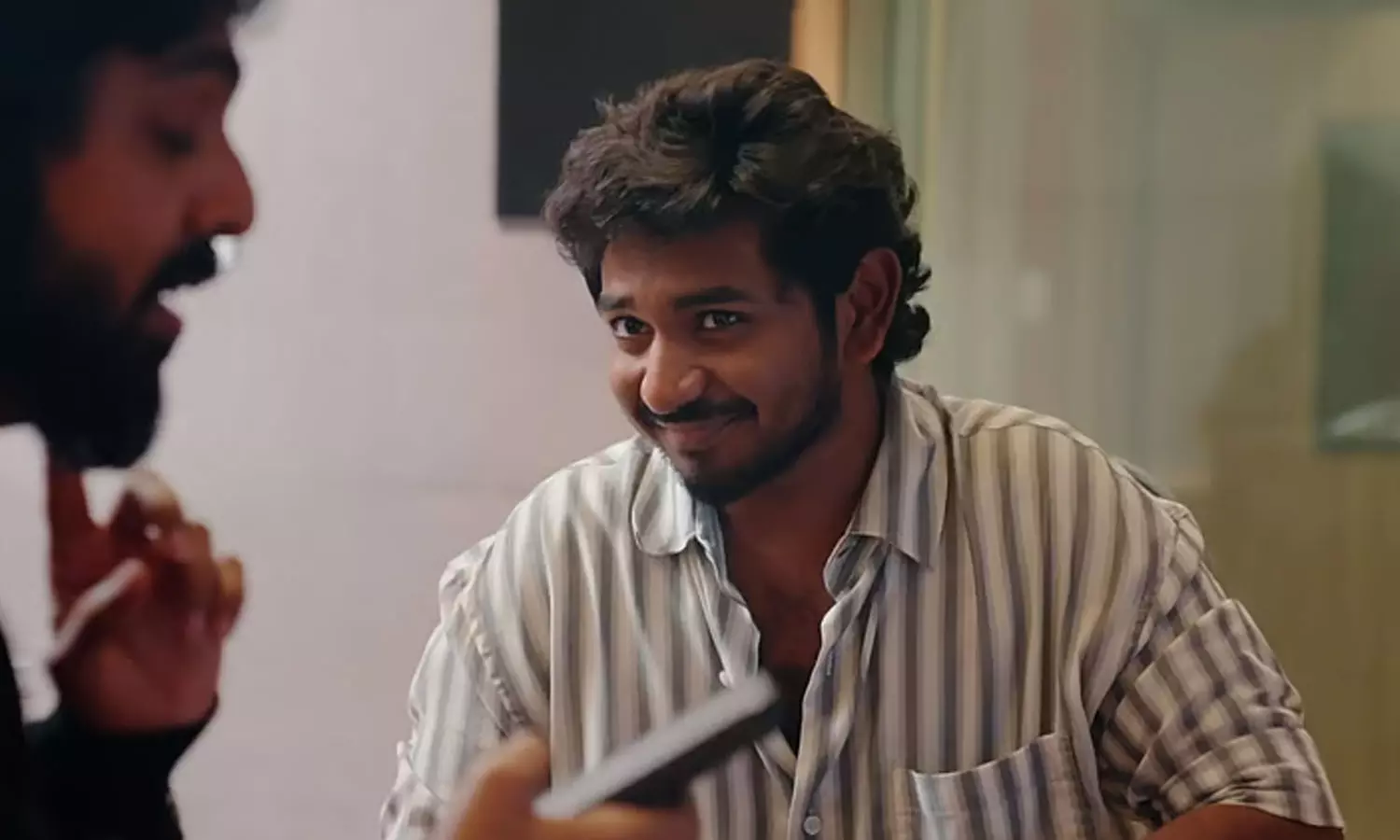 யூத் படத்தின் முட்ட கலக்கி நாளை மாலை வெளியாகிறது