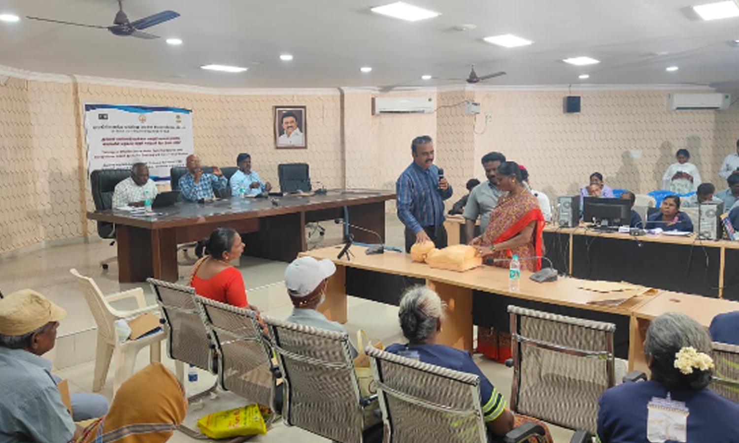 தூய்மைப் பணியாளர்களுக்கு சிறப்பு பயிற்சி அளித்த பெருநகர சென்னை மாநகராட்சி