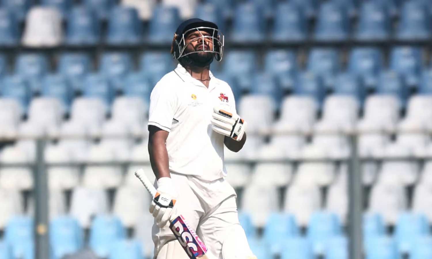 ரஞ்சி கோப்பை காலிறுதி: 120 ரன்னில் சுருண்ட மும்பை அணி