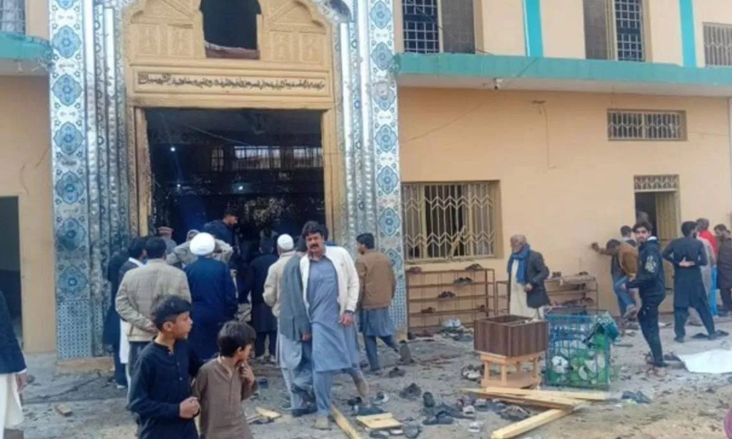 பாகிஸ்தான் தலைநகரில் ஷியா முஸ்லிம்கள் கூடும் மண்டபத்தில் பயங்கர குண்டுவெடிப்பு - 15 பேர் உயிரிழப்பு